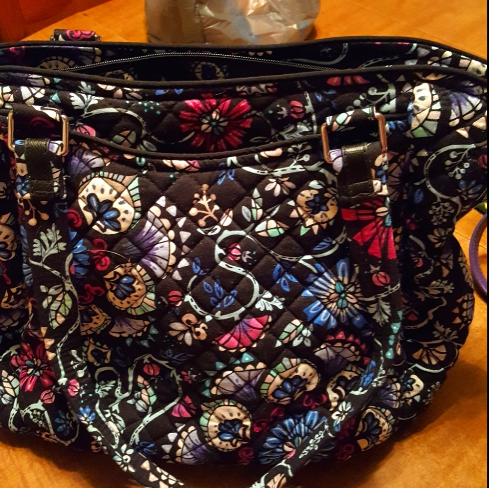 Vera Bradley pocket book